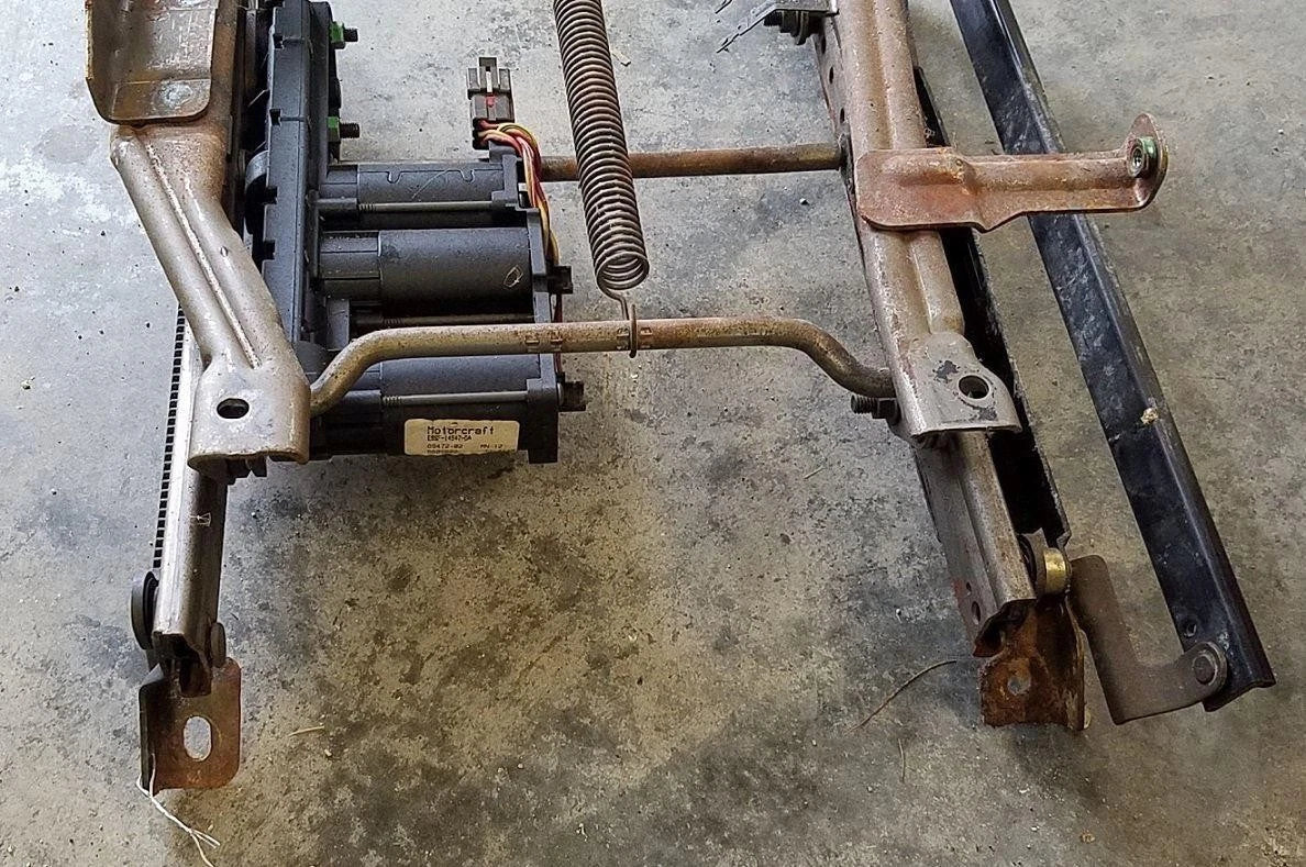 Seat Base Track for 1989–1997 Thunderbird Cougar (Passenger Side, Motors Included)