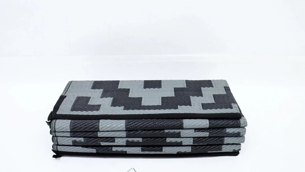 Outdoor Carpet Rug 9x12FT Waterproof Black Gray Plastic Straw