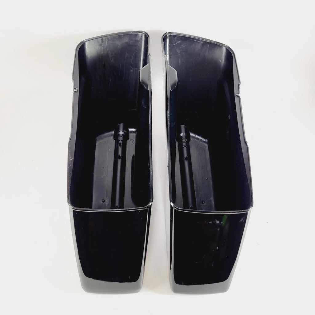 Saddlebags Bottoms for Harley Davidson Street Glide (2021) - Vivid Black