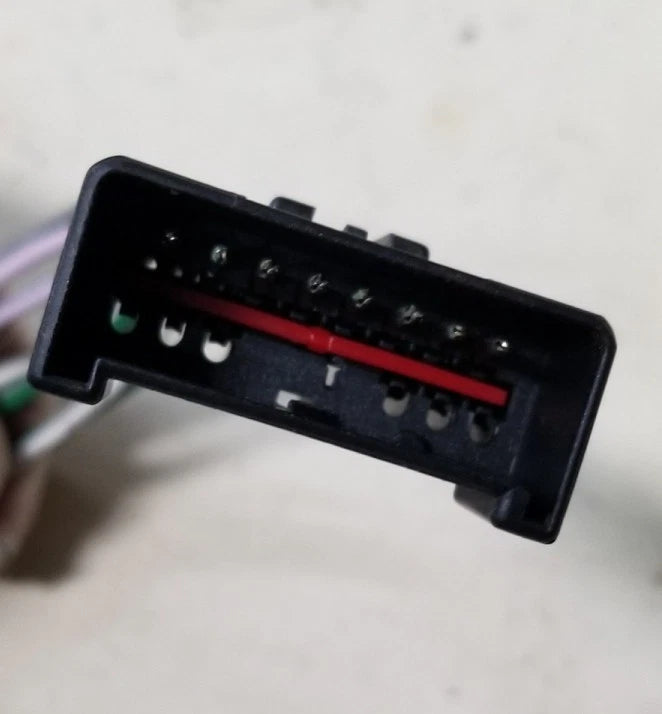 Metra 70-5513 Radio Premium Sound Amp Bypass Adapter for Thunderbird (1989–1996)