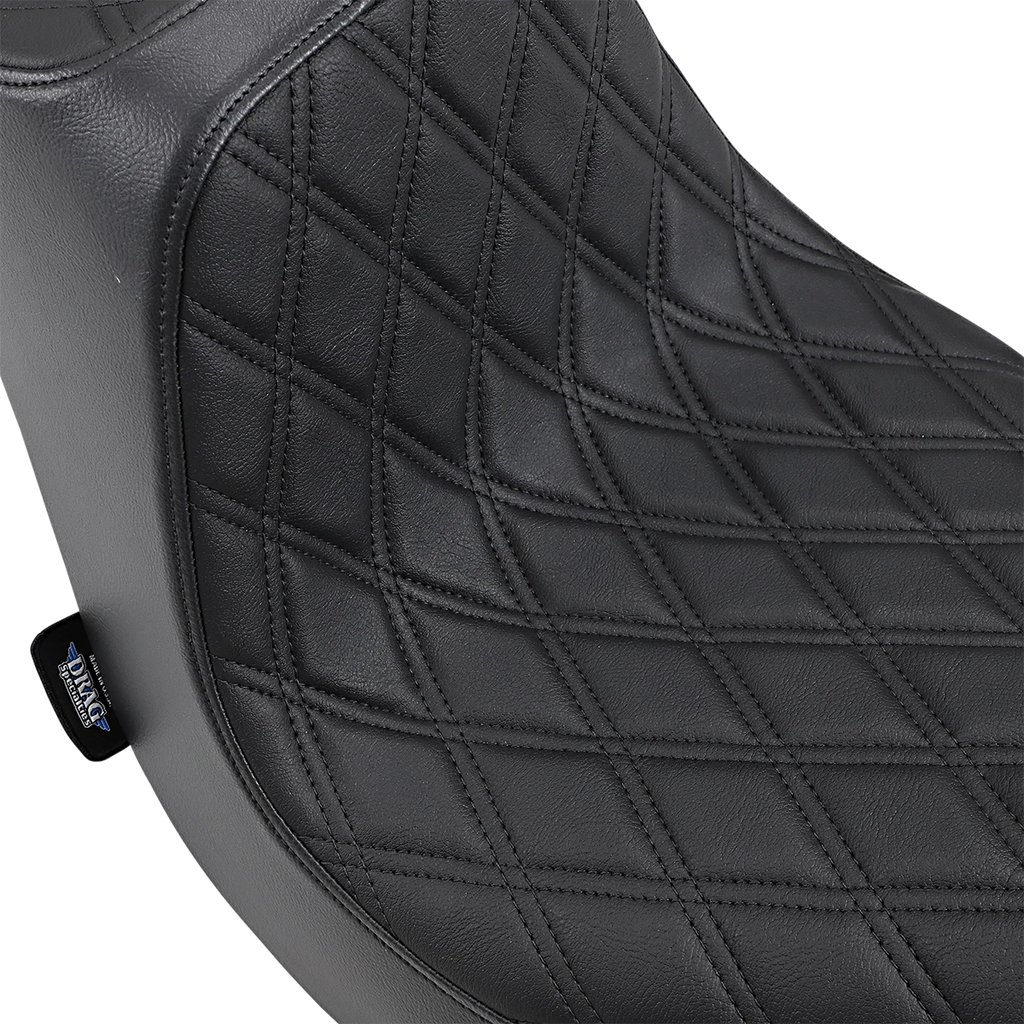 Predator III Seat for Harley-Davidson (2000–2023) - Double Diamond, Black Stitching