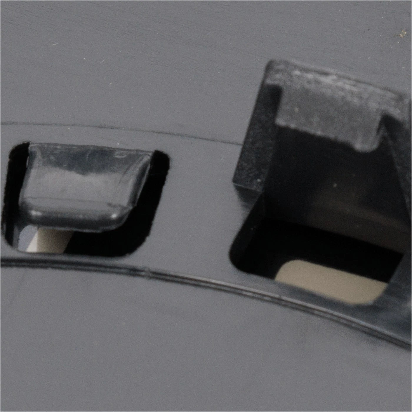 Left Side Heated Mirror Glass for GMC Sierra 1500 (1999–2006)