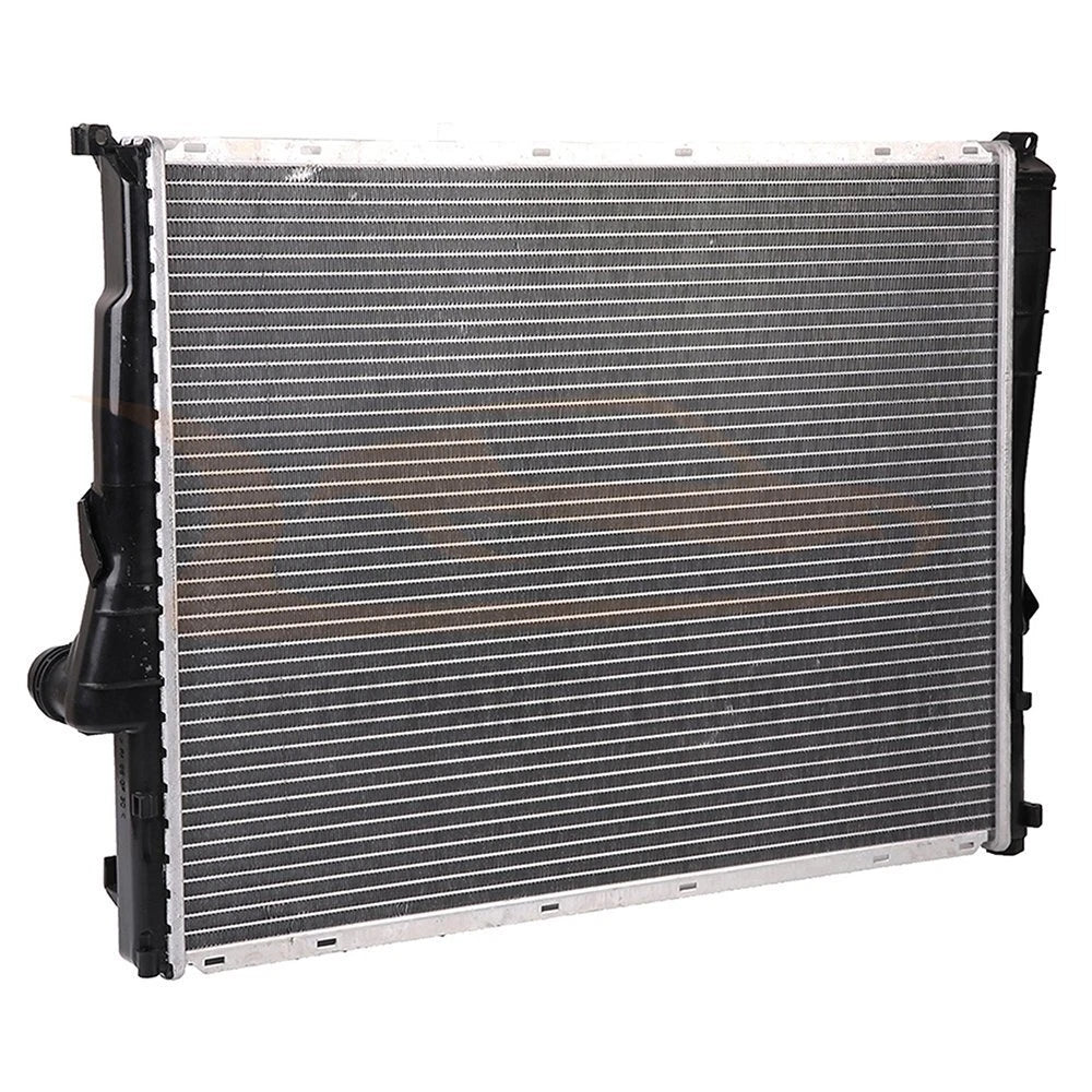 Aluminum Radiator for BMW 320i (2001–2005)