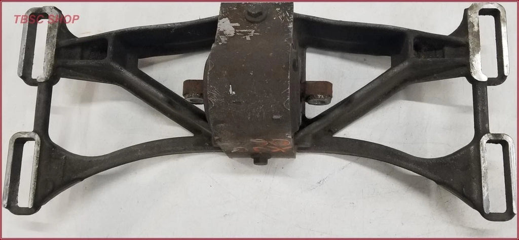 Transmission Crossmember Mount Bracket for Jaguar XJ8 (2004–2007) 2R83-5060-AG