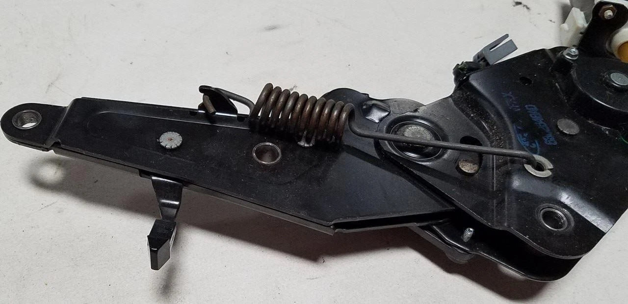 Power Recliner Hinge and Motor for Lincoln Mark VIII (1997–1998) RH