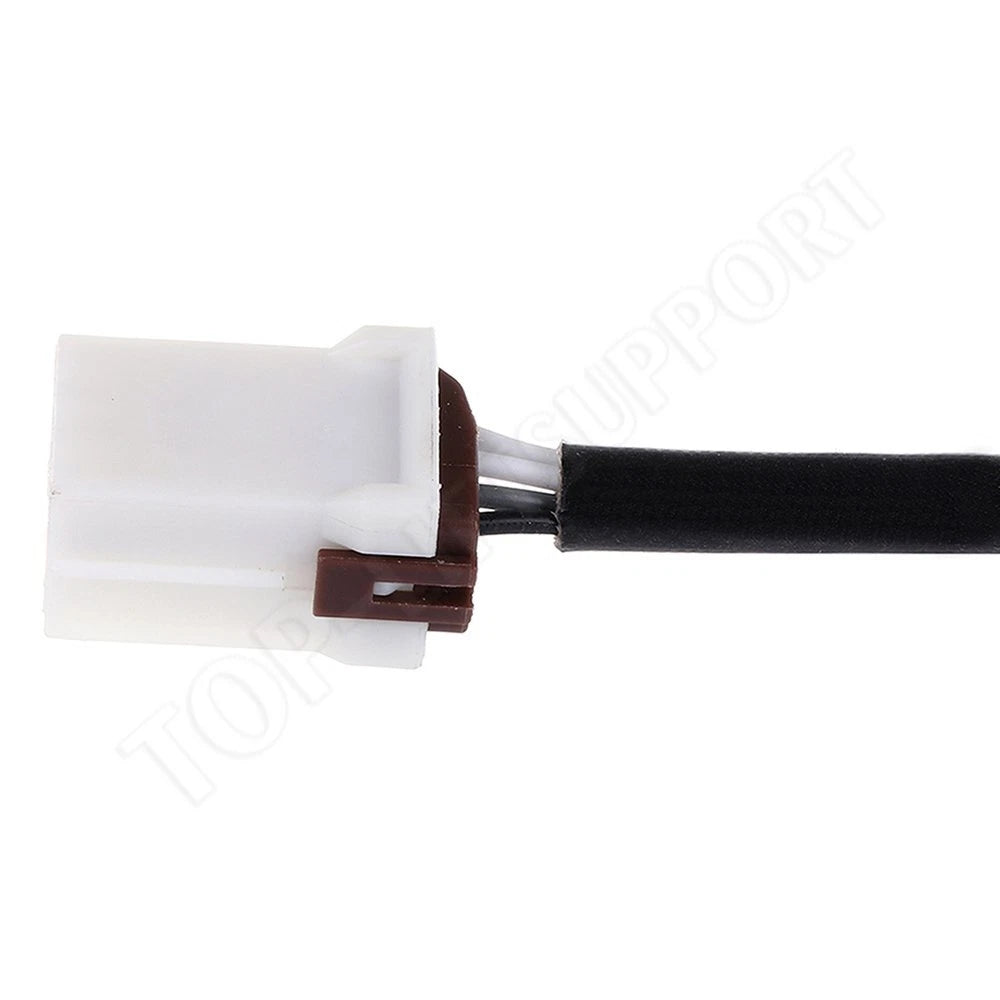 Set of 2 Oxygen Sensors for Dodge Stratus (2001–2005)