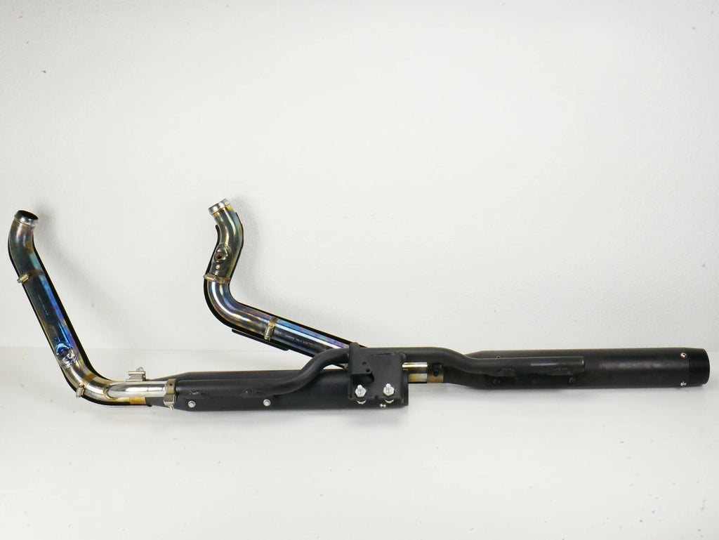 AKRAPOVIC Competition Exhaust System for Harley Softail (2007–2010)