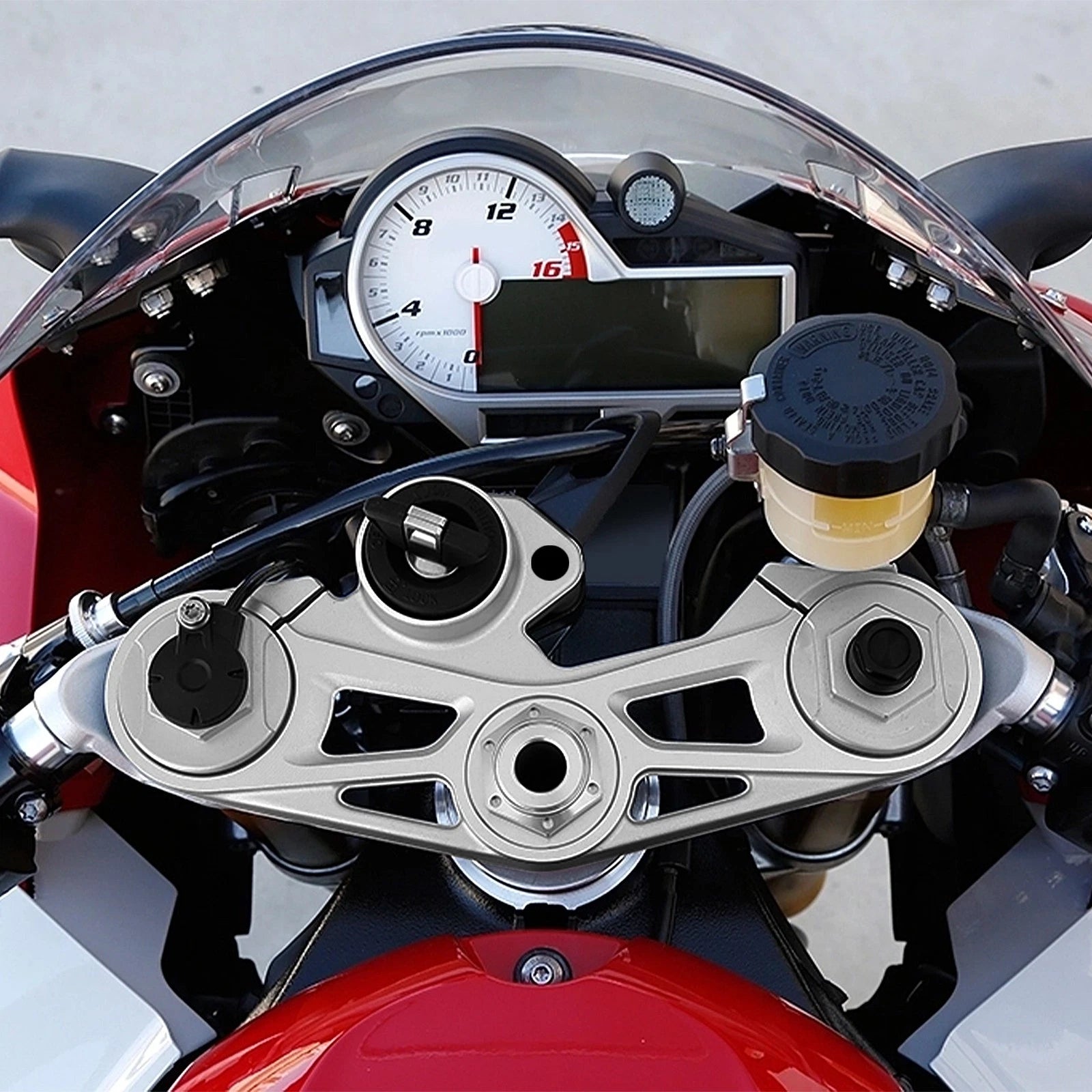 Upper Fork Cross Brace Triple Top Clamp for BMW S1000RR (2015–2019)