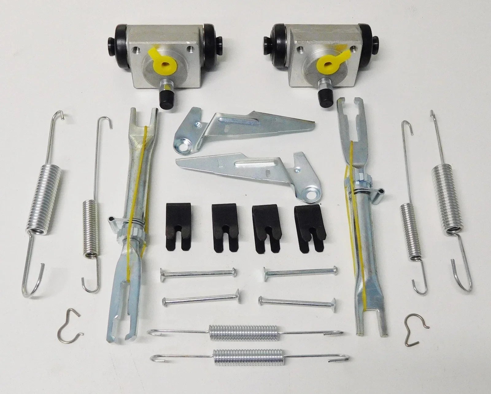 Rear Brake Wheel Cylinders & Springs for Hilux KUN26R 4WD (2005)