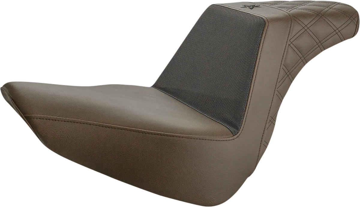 Saddlemen Seat for Unknown Industries (Front Carbon Fiber/Black Gripper)