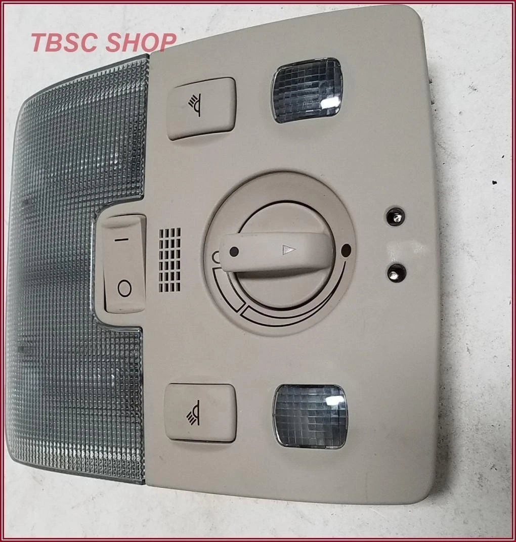 Dome Light with Sunroof Switch for Audi A3 A4 (1996–2001) 8D0947111S