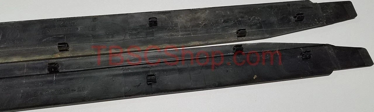 Set of 2 Door Sill Plates for Lincoln Mark VIII (1993–1996) OEM