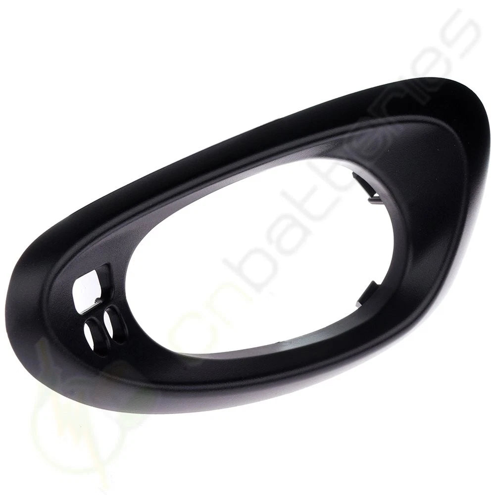 Door Handle Bezel for Chevrolet Trailblazer EXT (2002–2009)