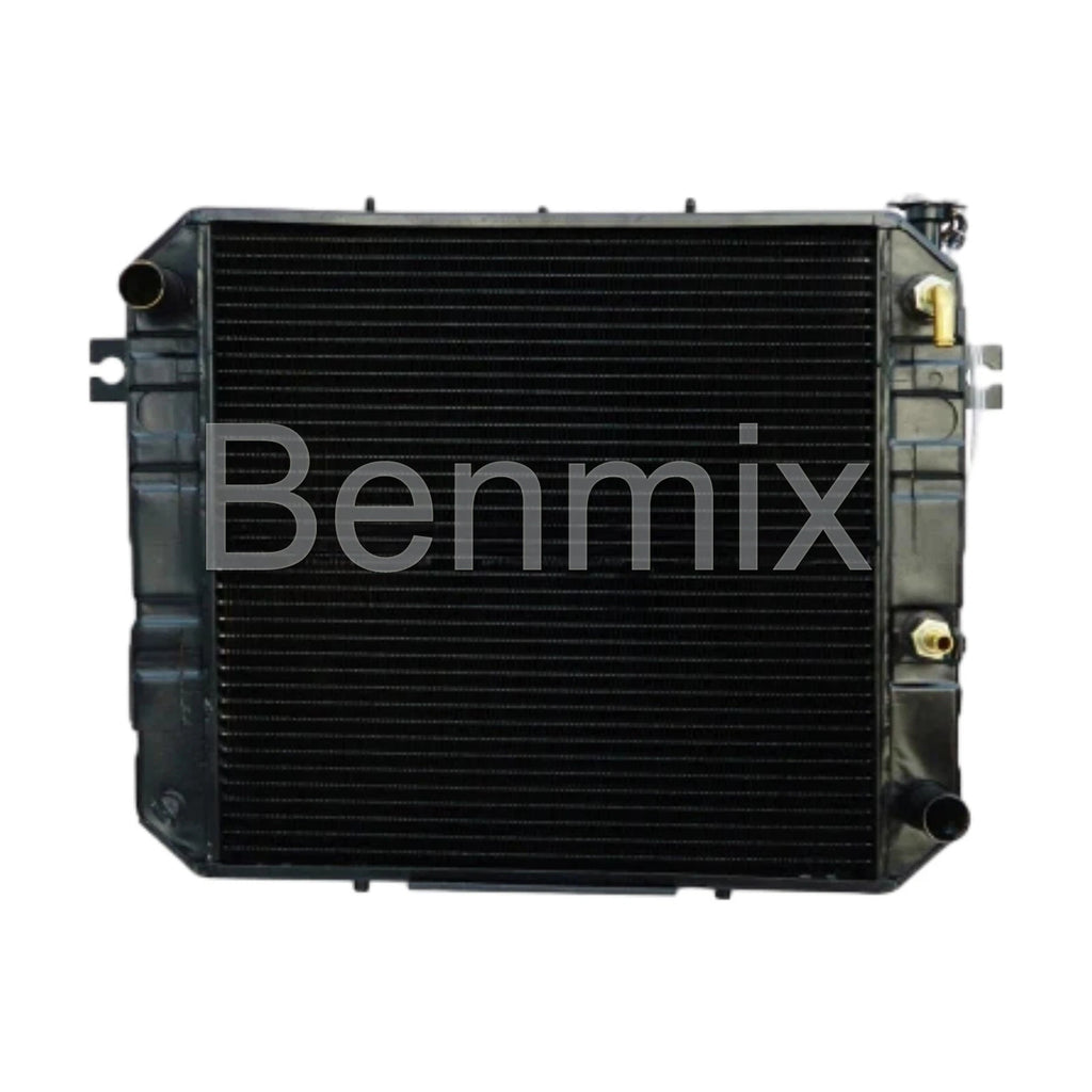 Radiator for Toyota Forklift 6FG30 6FD30 (16410-33671-71, 16410-33630-71)