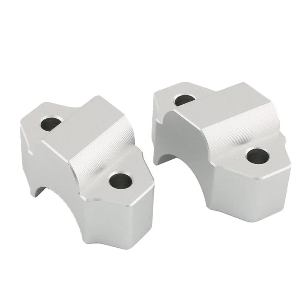Handlebar Raiser Clamp for Yamaha XJR1300 XSR900 MT-09 FZ09 (2015–2023) Chrome