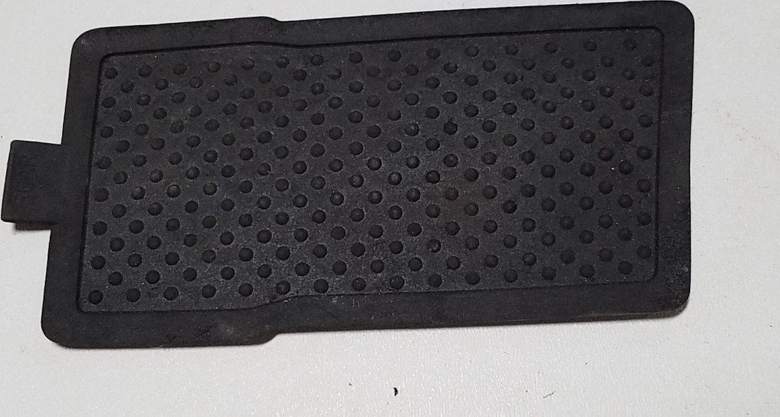 Center Console Rubber Insert for Lincoln Mark VIII (1993–1996) F3LB-63047A74
