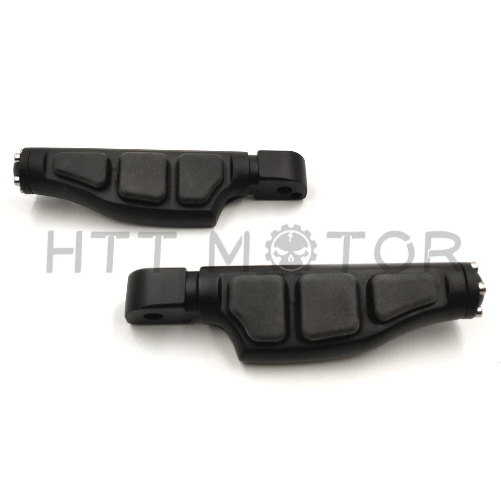 Black Flat Wing Footpegs for Harley Softail Fat Boy FLFB, Fat Bob (2018–2023)