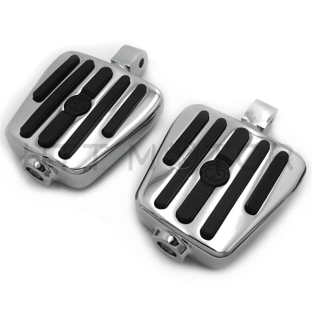 Rear Skull Footpegs for Yamaha Raider VMAX (2008–2017)