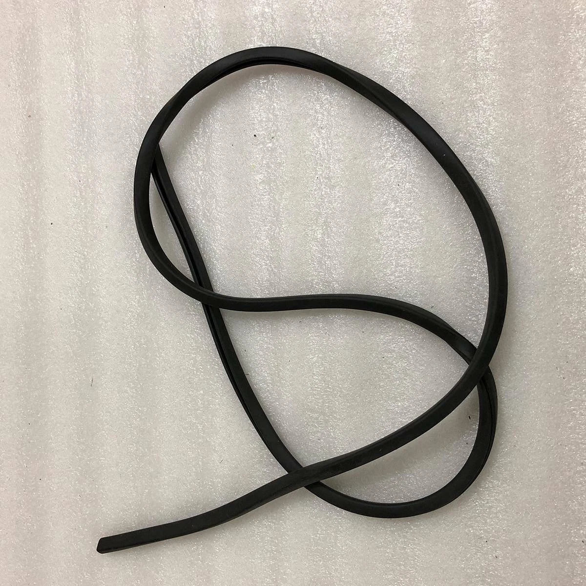 Rubber Speedometer Fairing Trim Seal for Harley Street Electra Glide (1996–2013)