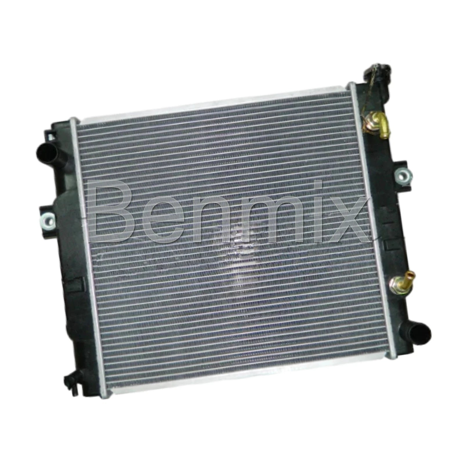 Radiator for Toyota Forklift FDZN30 FGZN30 FDZN20 (16420-N2070-71)