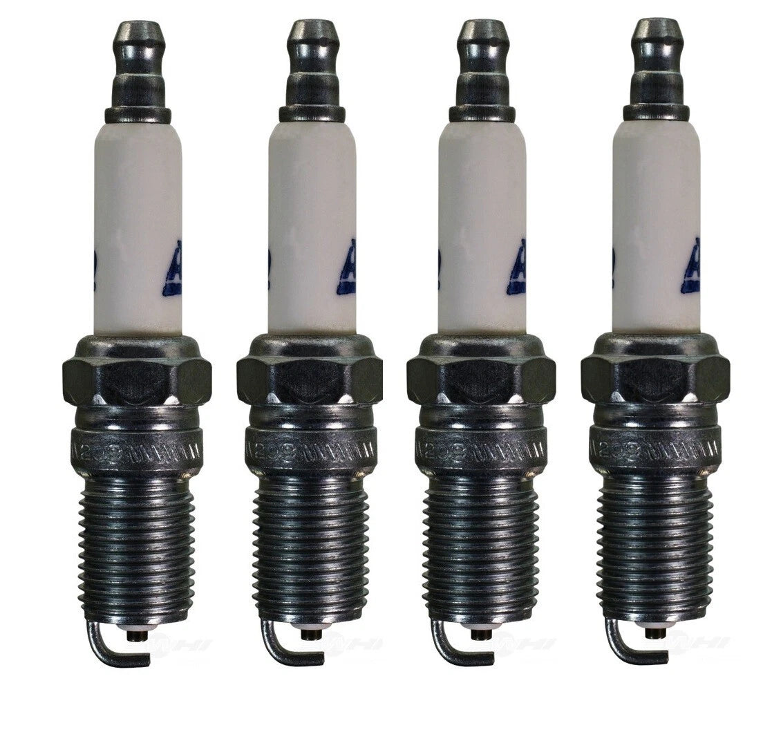 Set of 4 Spark Plugs for Mazda 6, B2300, Mercury LN7, Topaz, Ford Taurus (L4)