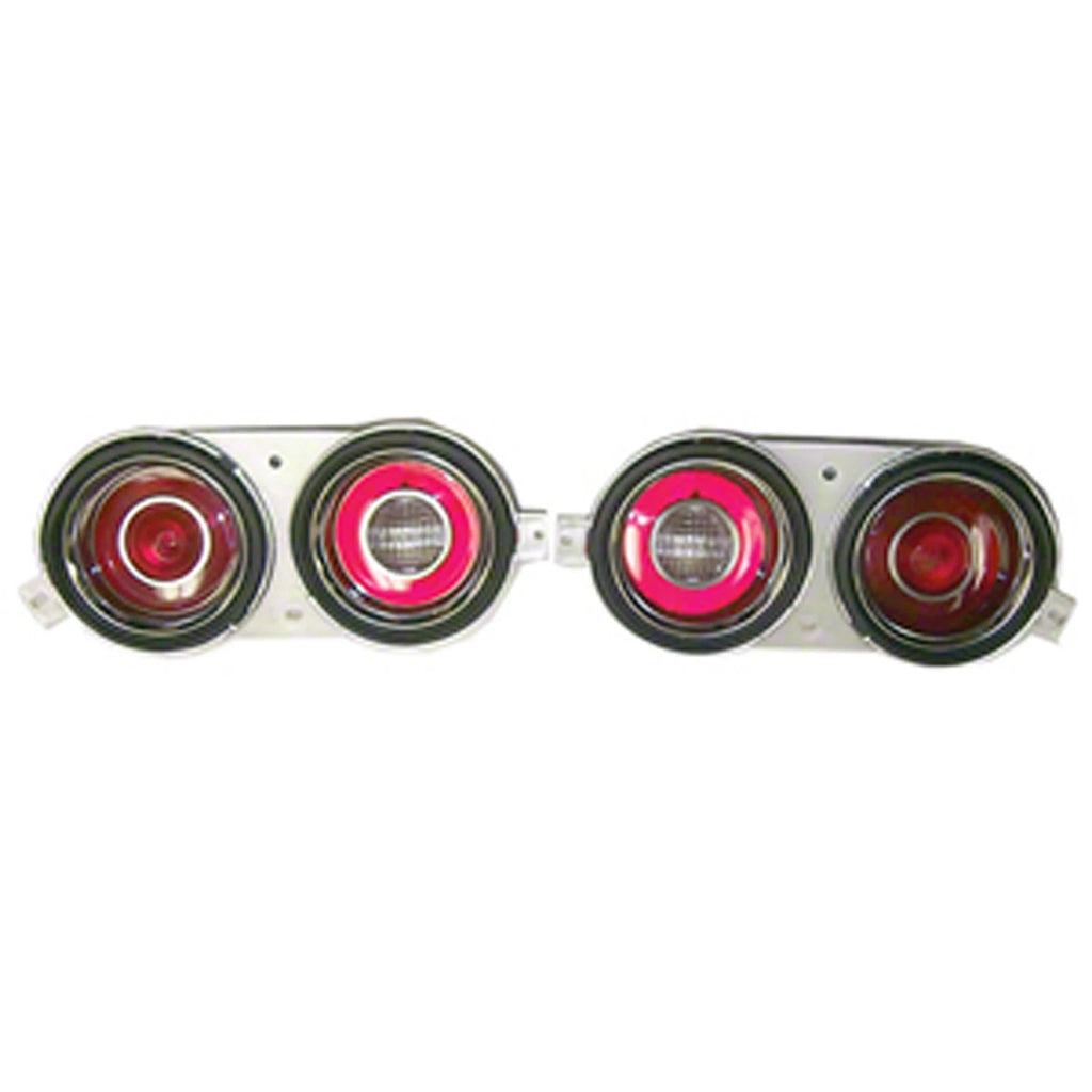 Replacement Driver/Passenger Side Tail Light Set w/Pillow Optics On Backup Light