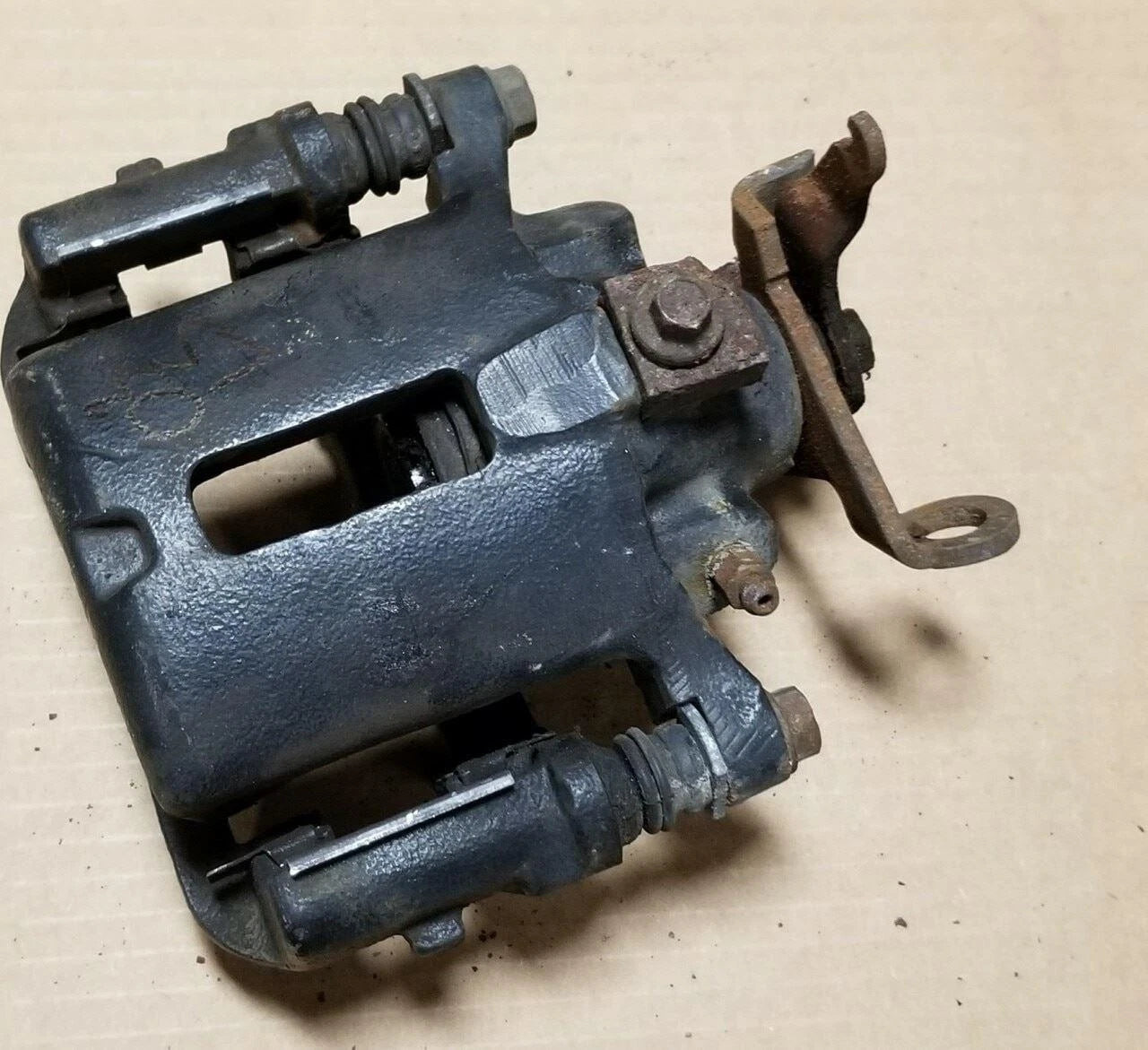 Left Rear Brake Caliper Assembly for Lincoln LS (2003–2006)