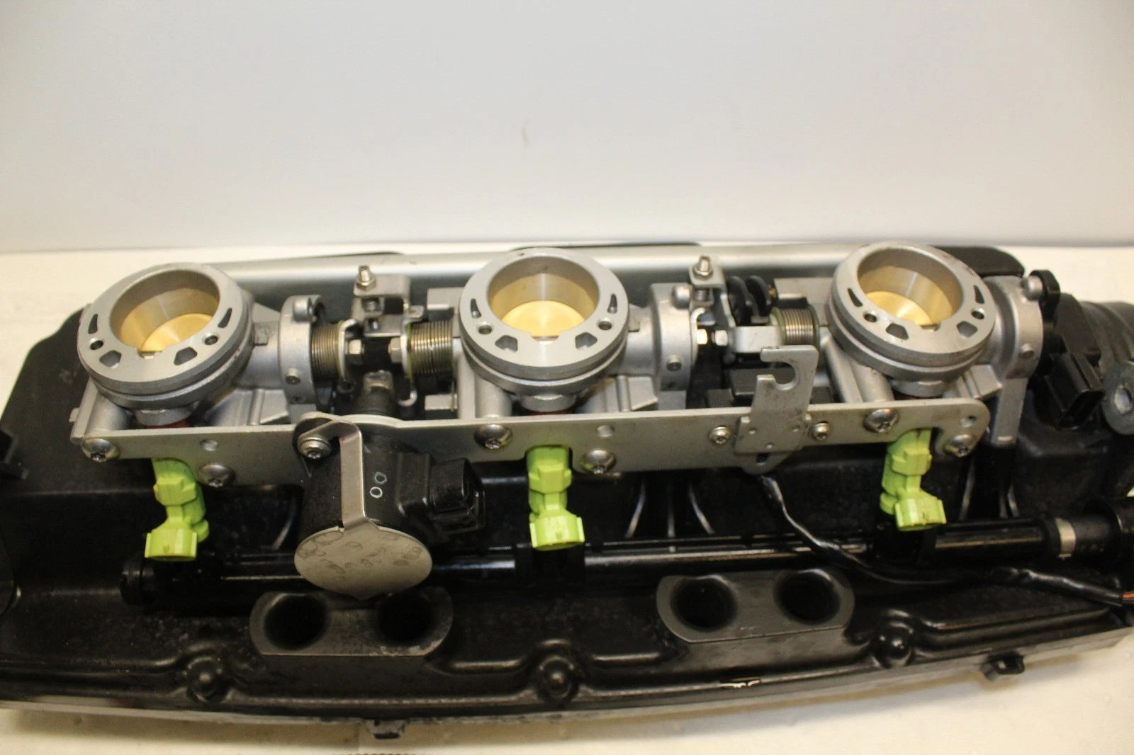 OEM throttle body for Yamaha GP1300R (2003–2008) 60T-13750-00-00