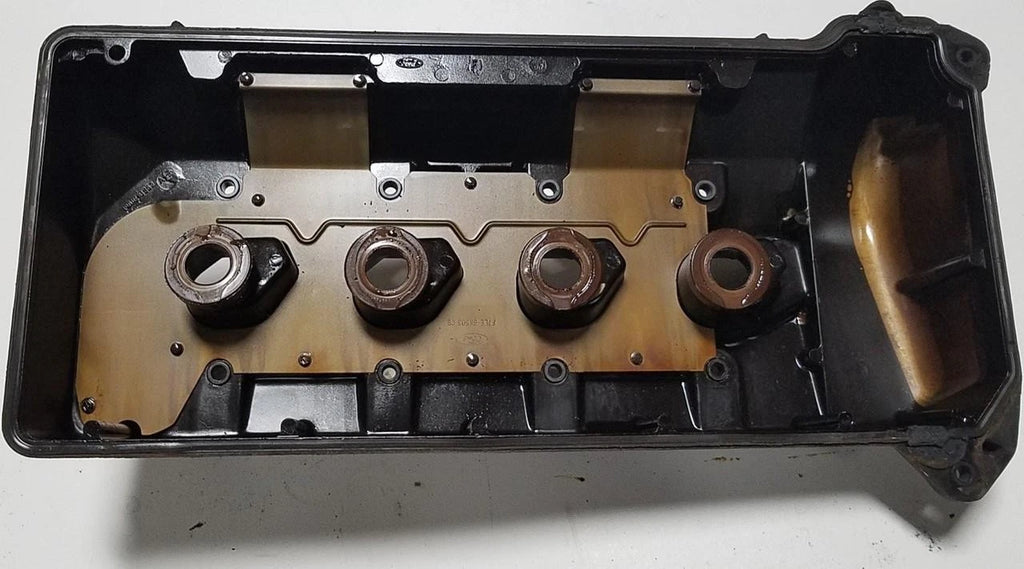 Valve Cover RH Rear for Lincoln Mark VIII Continental (1997–2002)