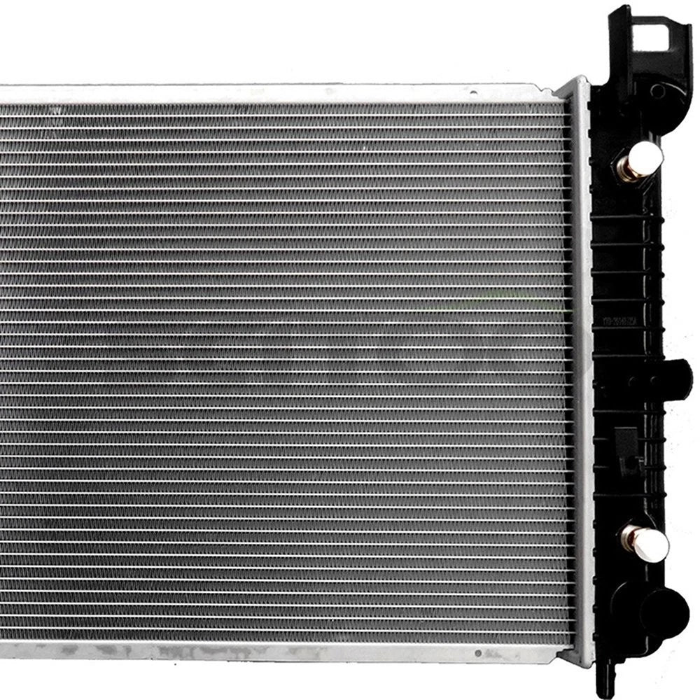 Radiator and Cooling Fan Kit for GMC Yukon XL 1500 (2007–2014)