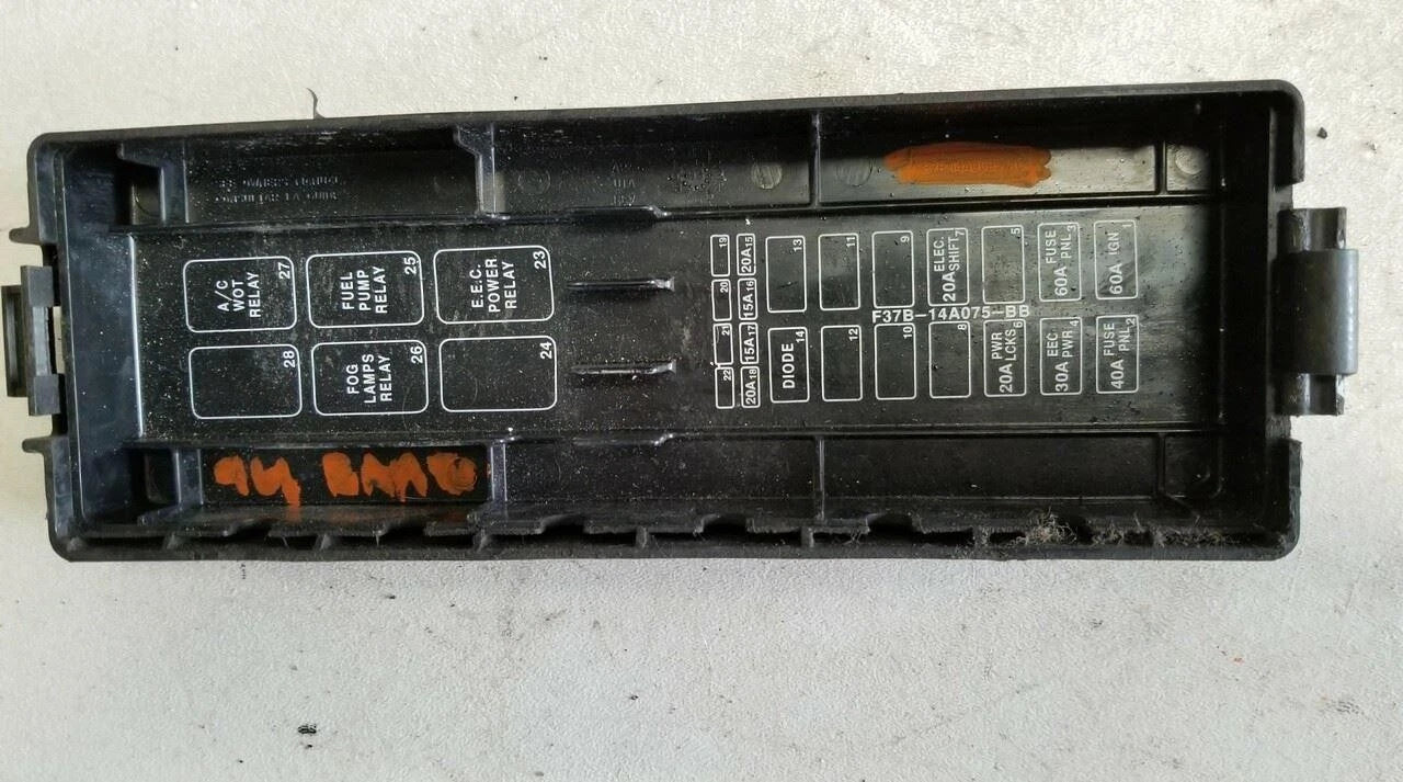 Fuse Box Cover for Ford Ranger Explorer 2.3L 4.0L (1993–1994) F37B-14A003-A
