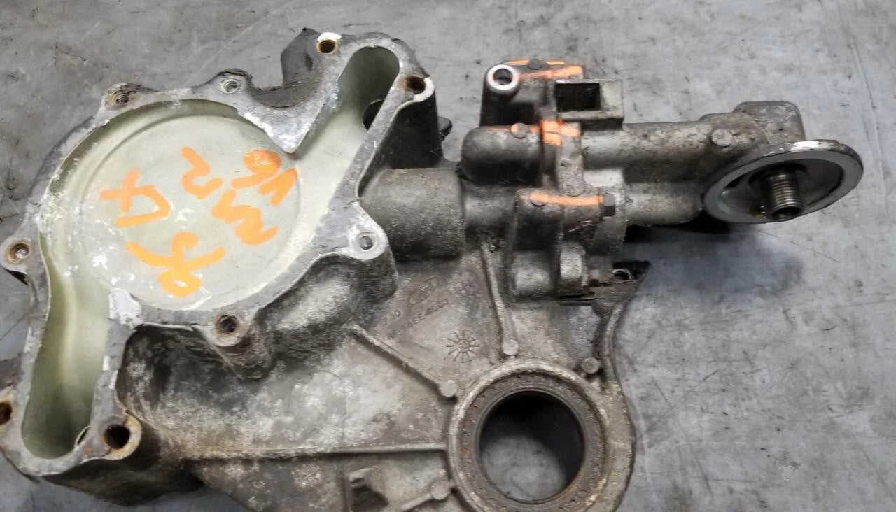 Timing Chain Cover for Ford Thunderbird Cougar Taurus Sable (1994–1995)