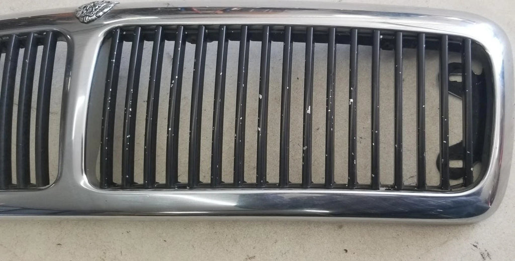 Radiator Front Grill Grille with Emblem for Jaguar XJ6 XJ12 (1995–1997)