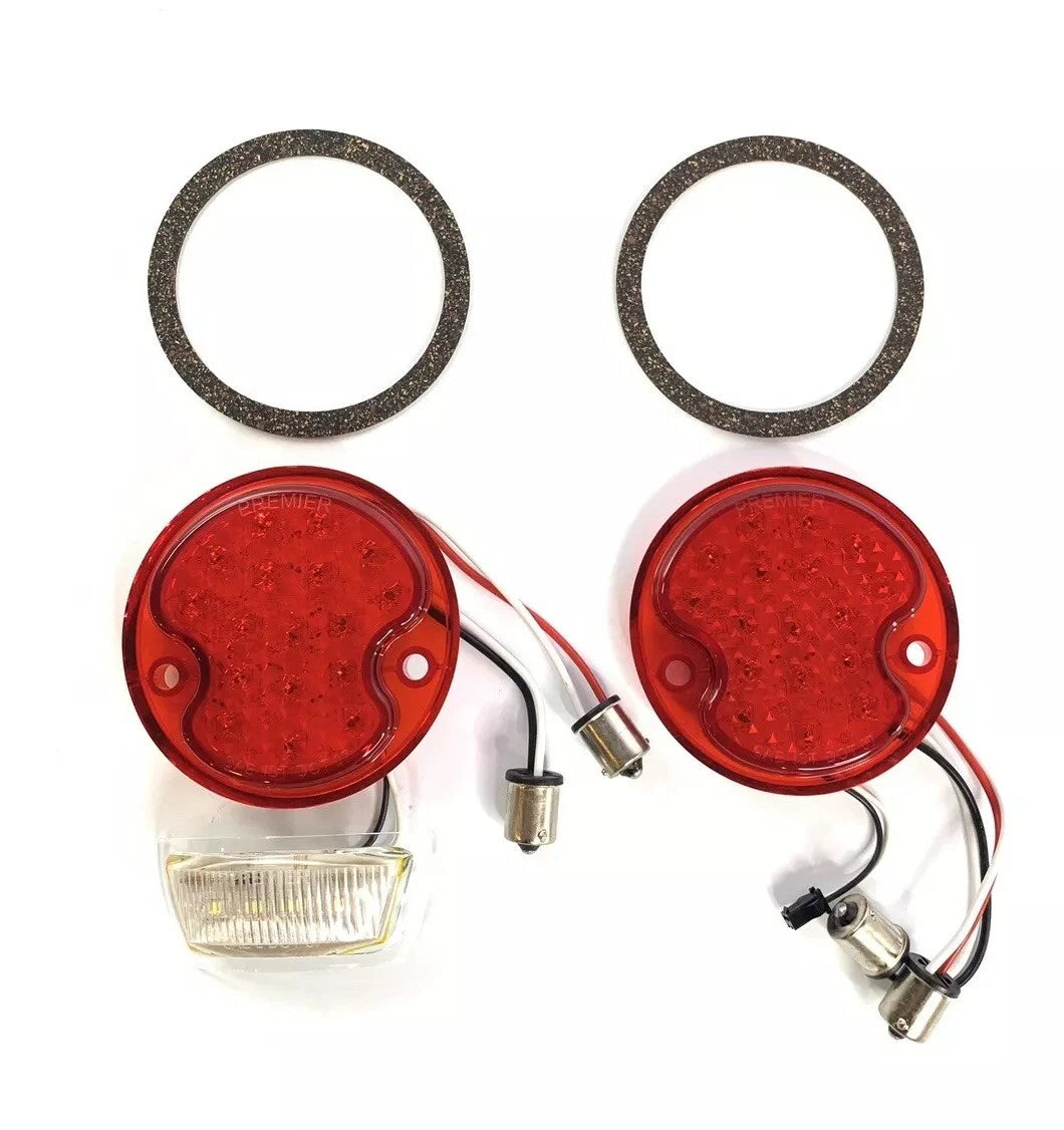 LED Tail Lights With License Light for 1932 Ford Driver Passenger Side (1932–1932)