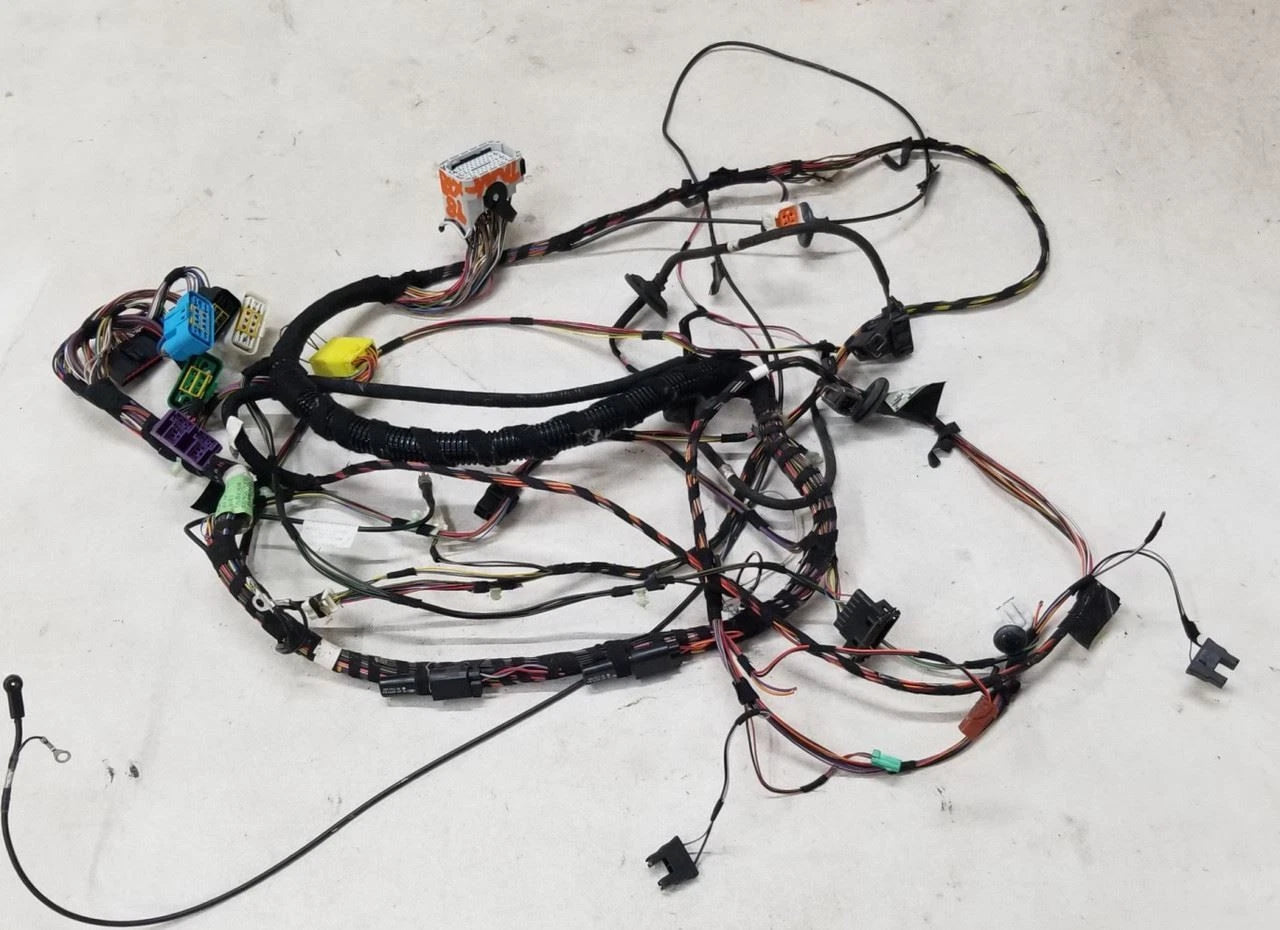Trunk Wire Harness LNC3070BC for Jaguar XJ8/XJ8L (1998)