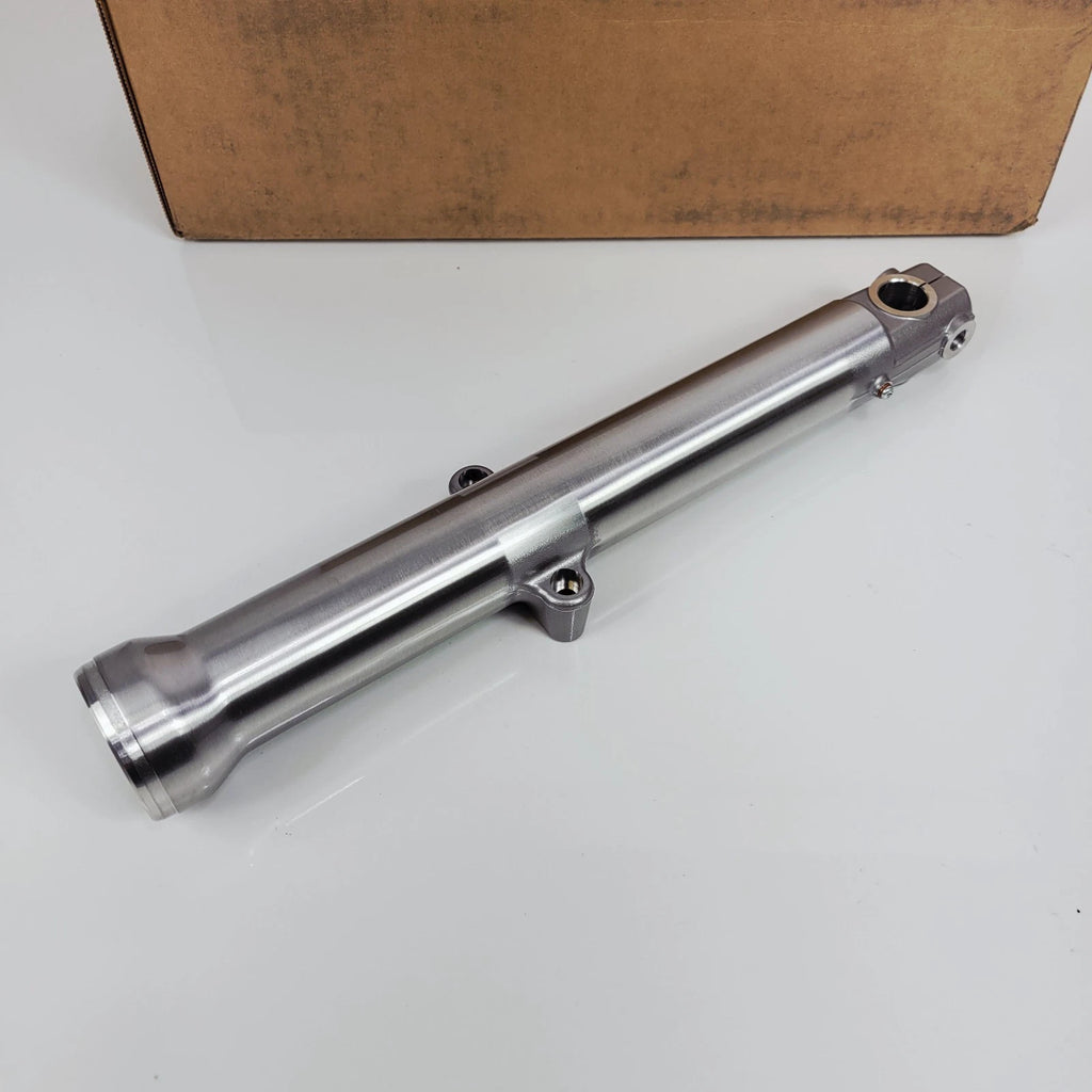 Right Lower Fork Slider for Harley-Davidson Dyna Sportster (2000–2007) 45923-00
