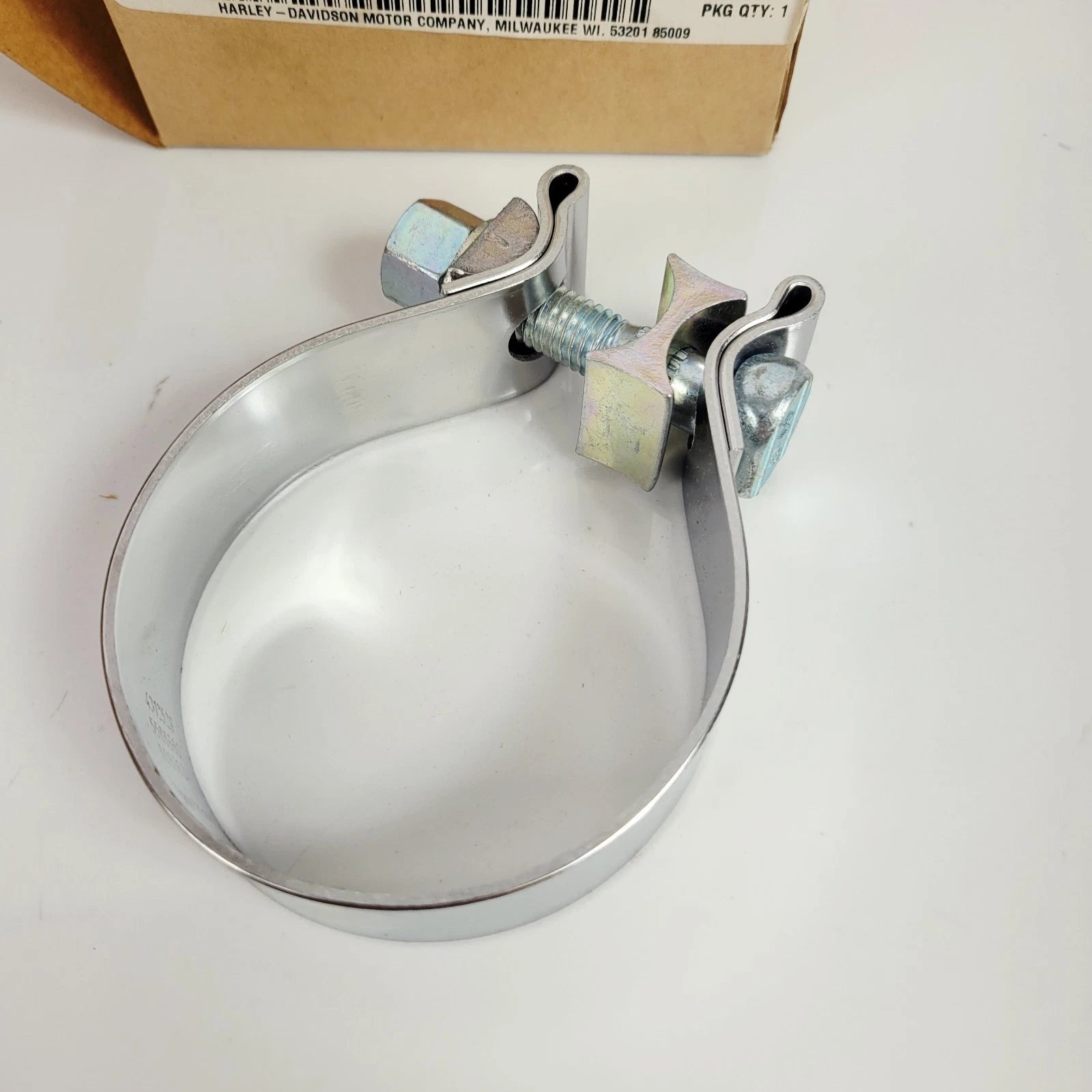 Exhaust Muffler Clamp for Harley Davidson V-Rod VRSC (2002–2017) 65108-01