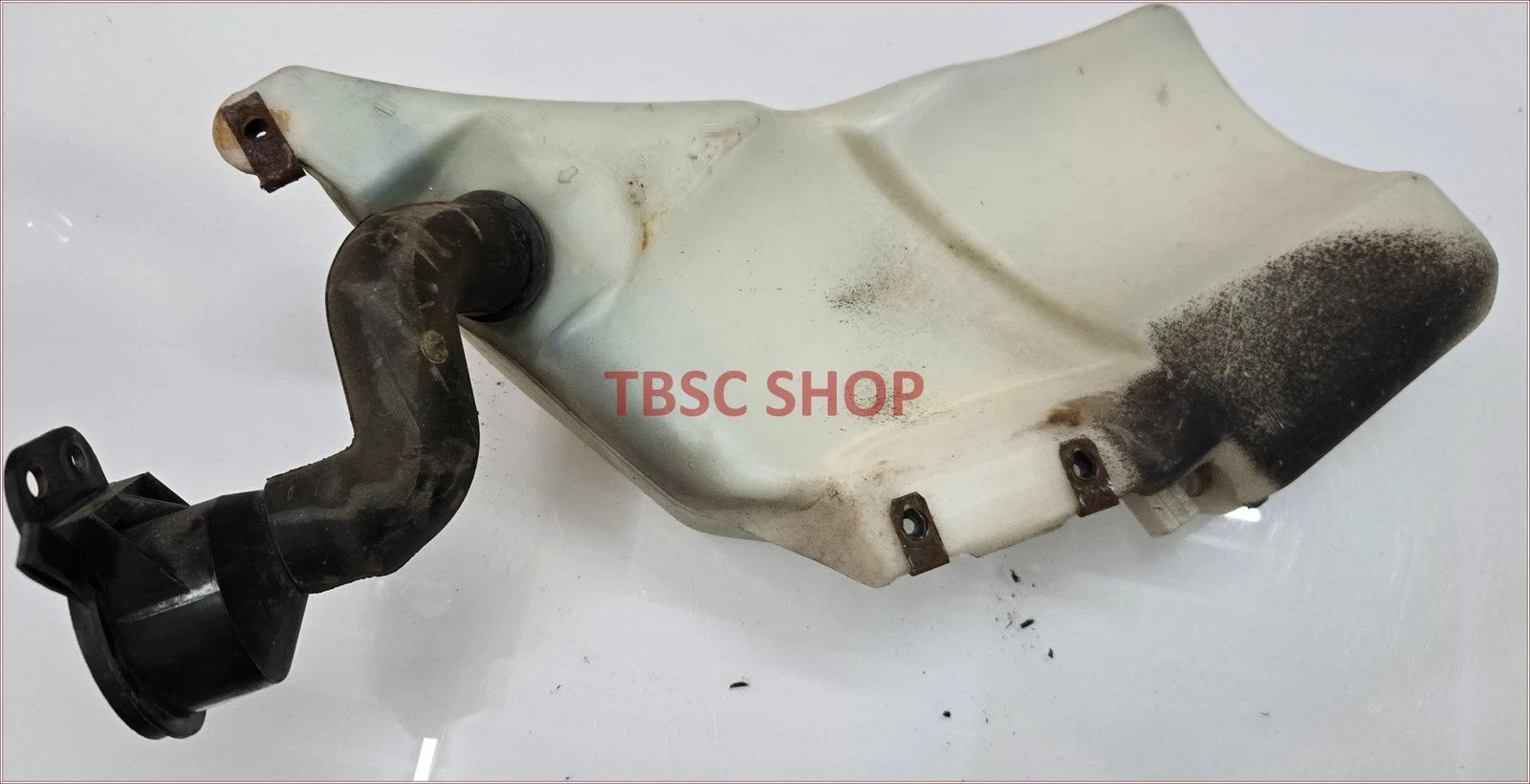 Wiper Washer Fluid Reservoir with Fill Tube for Lincoln Continental (1998–2002)