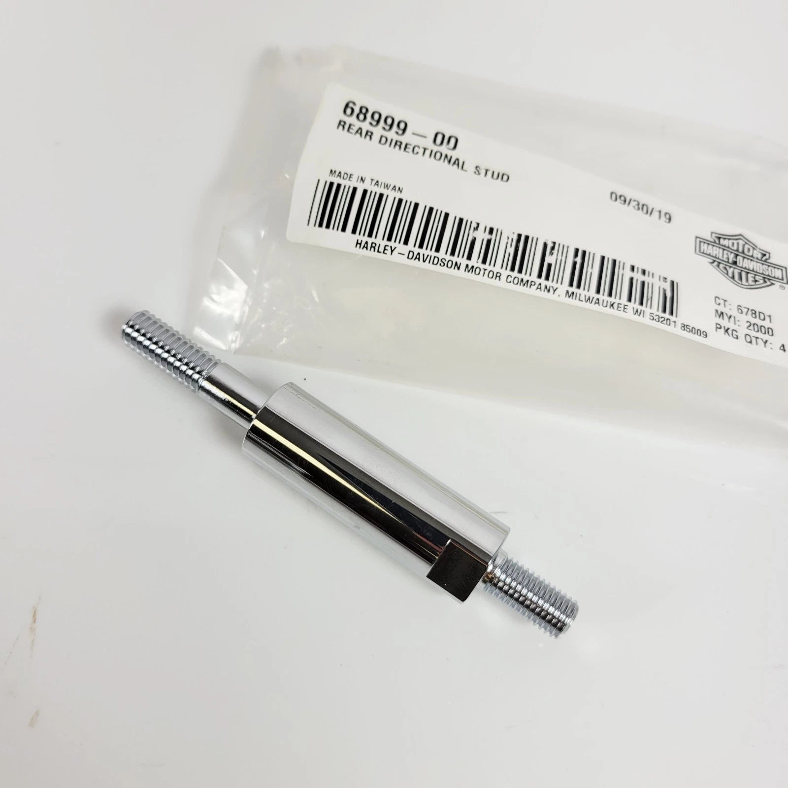 Chrome Rear Directional Stud for Harley-Davidson (2000–2000) 68999-00
