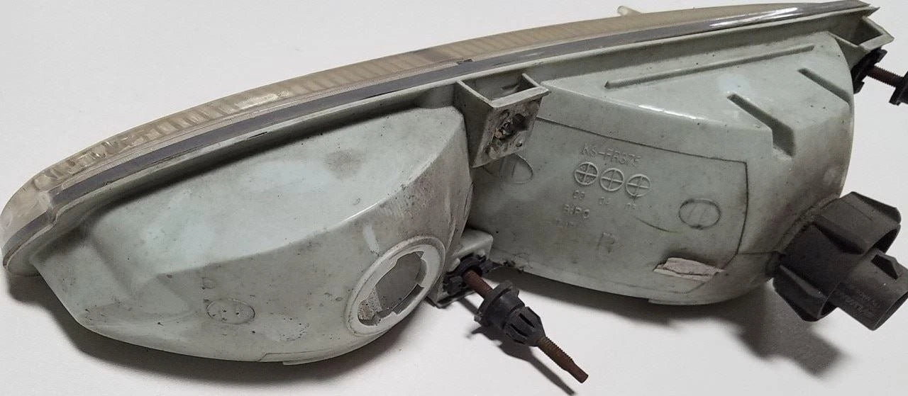 Headlight RH Passenger Side for Thunderbird (1994–1995) Grade B