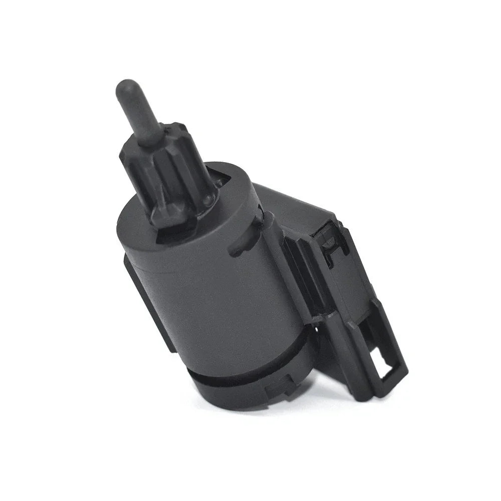 Brake Light Stop Switch for Golf Lupo Touareg Volkswagen Audi VW (1997–2010)