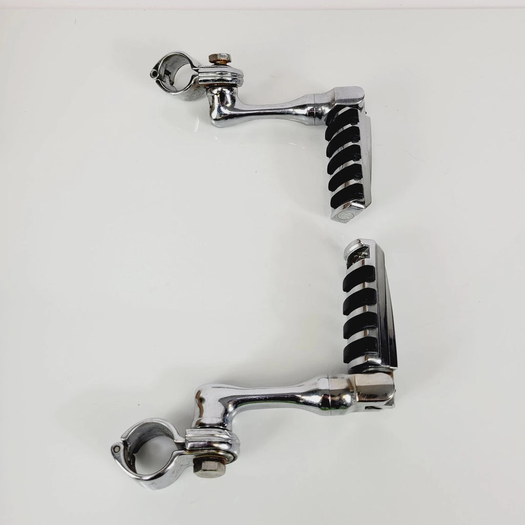 Chrome Highway Footpeg Set for Harley FLHTCU SE4 CVO Electra Glide (2009)