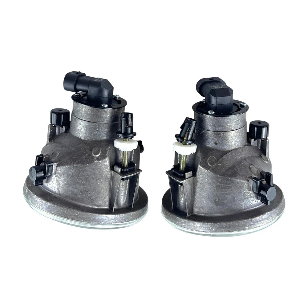 Pair Clear Front Bumper Fog Light Lamps for Toyota Matrix (2003–2008)