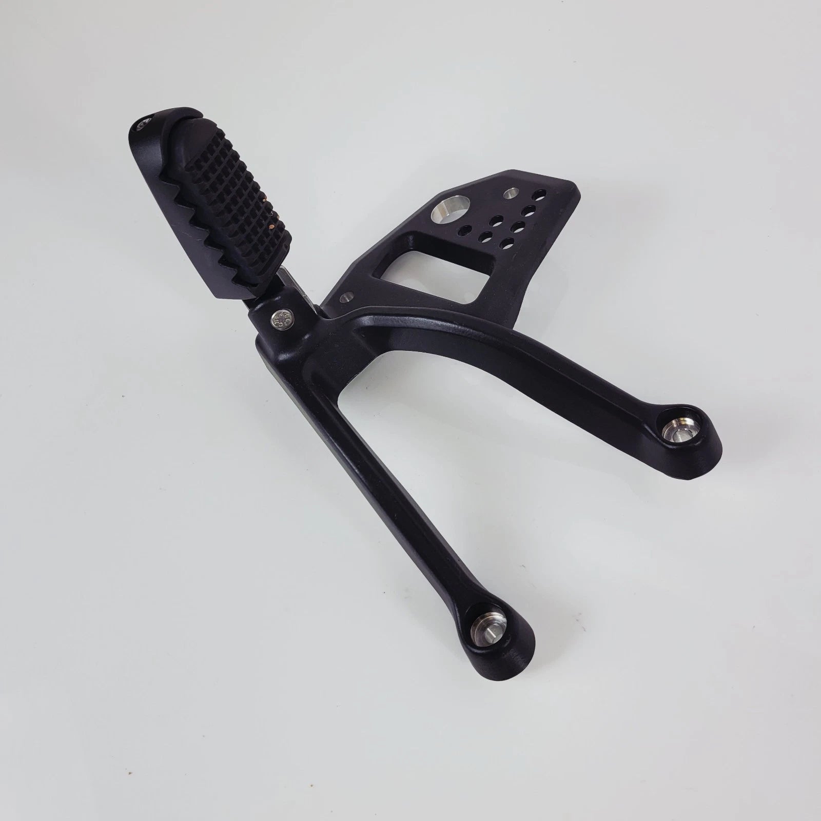 Genuine Right Foot Peg Bracket for Harley-Davidson Pan America (2021–2025)