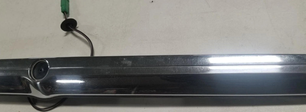 Trunk Lid Chrome Molding with Switch for Jaguar XJ8 (1998–2003) NU5452931