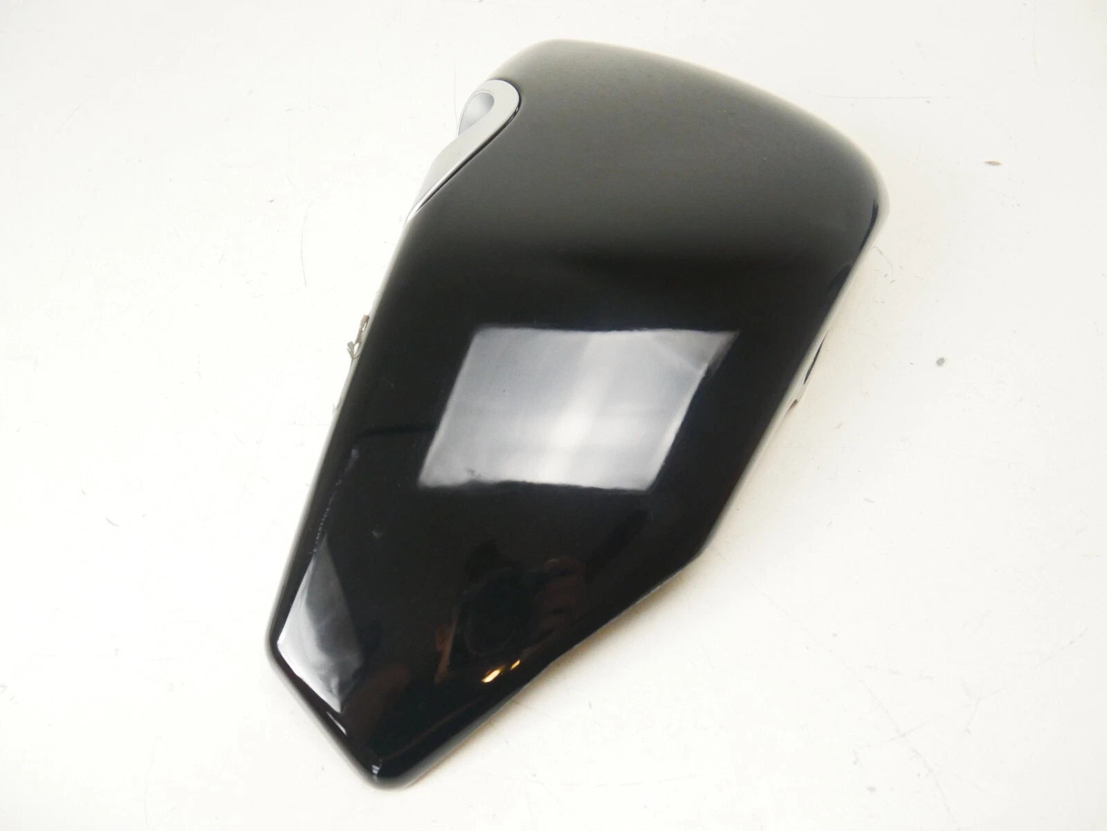 Right Battery Cover Side Fairing for Harley Sportster Iron 883 XL1200 (2014–2021)