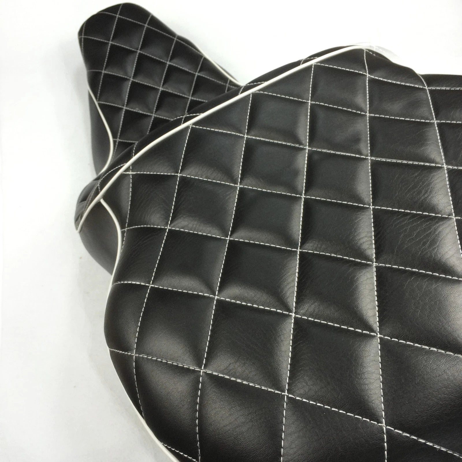 Custom 2-Up Diamond Stitch Seat for Harley FLHT Electra Glide (1997–2006)