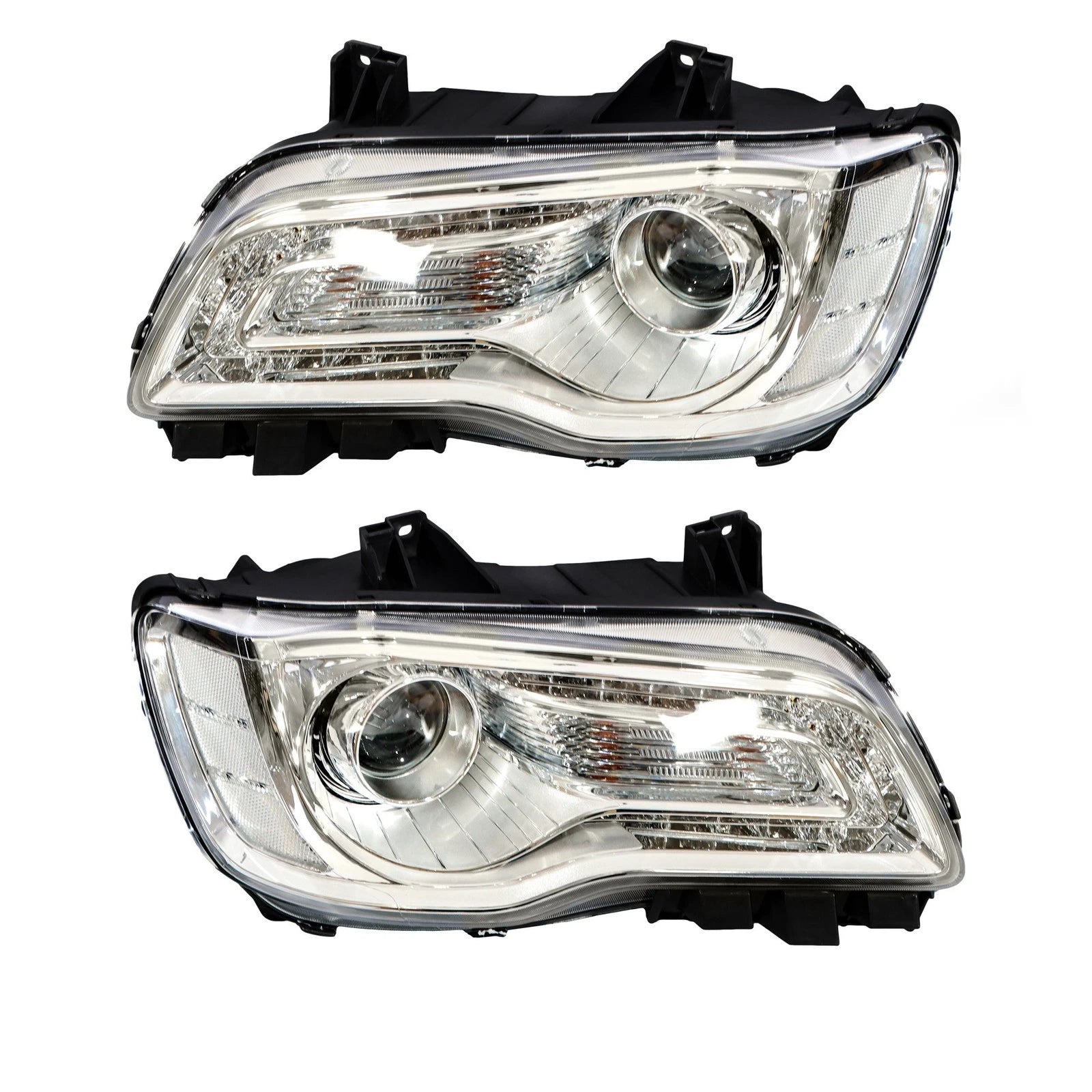 Set of 2 Halogen Headlights for Chrysler 300 (2018–2023)