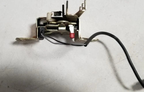 Rear Trunk Lid Lock Latch Actuator for Jaguar XK8 XKR (1997–2002) 93BB-43200-AE