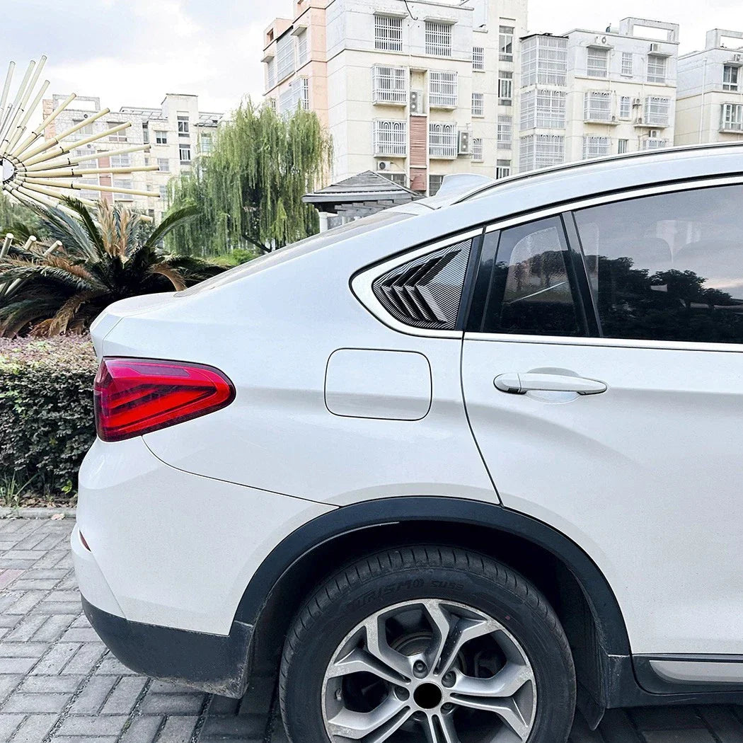 Carbon Style Quarter Window Louvers Shutter Cover Trim for BMW X4 (2014–2018)